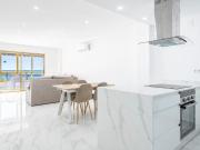 Apartamento de alquiler en Avenida Armada Española,...