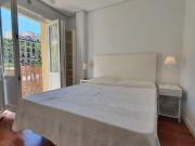 Apartamento de alquiler en Plaza de Santa Ana, Cortes...