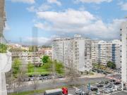 Apartamento de charme com 3 quartos em Alvalade, prdio...