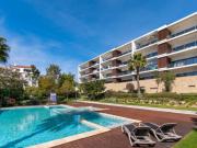 Apartamento de dois quartos em Marina Village