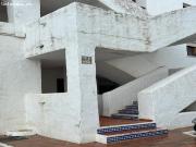 Apartamento de dos dormitorios en urbanización con piscina