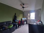 Apartamento de frente Garagem Fechada