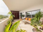 Apartamento de luxo com 2 quartos, piscina e vista mar...