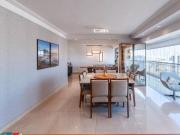 Apartamento de luxo com 3 suítes e 3 vagas na Aclimação,...