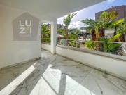 Apartamento de luxo T2 com piscina, a estrear, em Lagos