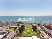 Apartamento de luxo T5 Top Floor com vista mar em...