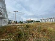 Apartamento de tipologia T3 com terrao, localizado em...