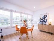 Apartamento de tipologia T3 com varanda, mobilado e...