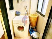 ¡Apartamento de tres dormitorios y dos baños en venta en...