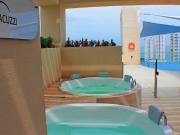 Apartamento de turismo vista sierra y lateral al mar...