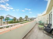 Apartamento de um quarto renovado com vistas soberbas...