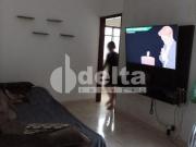 Apartamento disponível para venda no bairro Martins em...