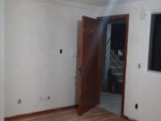 Apartamento dois dormitórios com vaga de garagem