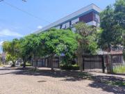 Apartamento dois dormitórios e vaga no Menino Deus