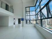 Apartamento Duplex à Venda com 3 suítes e 194m² Alto...