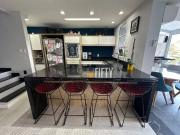 Apartamento Duplex com 2 dormitÃ³rios para alugar, 101...