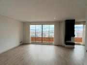 Apartamento dúplex con balcones para venta en La Calleja