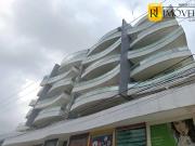 Apartamento duplex de luxo próximo à Praia do Forte
