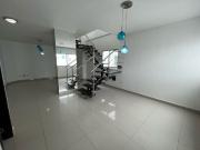 Apartamento dúplex en venta, sector Altos de Riomar