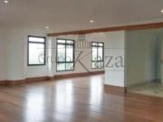 Apartamento Duplex Jardim Guedala 4 Suítes 389,46m²