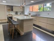 Apartamento duplex reformado en Provenza