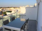 APARTAMENTO DUPLEX T0 COM DUAS VARANDAS PRÓXIMO À PRAIA... APARTAMENTO DUPLEX T0 COM DUAS VARANDAS PRÓXIMO À PRAIA...