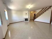 Apartamento Duplex T3 para Arrendamento – Charneca de...