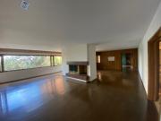 Apartamento Edificio Salmona