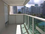 Apartamento em Alameda Jurua Riviera de São Lourenço...