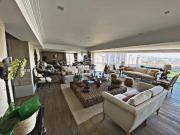 Apartamento em Alphaville Empresarial, Barueri/SP de...