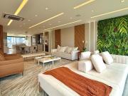 Apartamento em Alphaville Empresarial, Barueri/SP de...