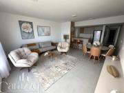 Apartamento em andar alto com vista para o mar e lagoa