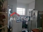 Apartamento em Avenida Coripheu de Azevedo Marques...