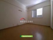 Apartamento em Avenida Doutor Augusto de Toledo Santa...