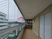 Apartamento em Avenida Marechal Hermes Canto do Forte...