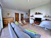 Apartamento em Barra Funda, Guarujá/SP de 140m² 4... Apartamento em Barra Funda, Guarujá/SP de 140m² 4...