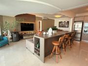 Apartamento em Centro, Balneário Camboriú/SC de 135m² 3...