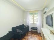 Apartamento em condomínio com 3 dormitórios em Porto Alegre