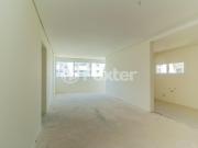 Apartamento em condomínio com 3 dormitórios em Porto Alegre