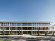 Apartamento em condomínio com piscina junto à praia da...