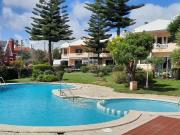 Apartamento em condomínio com piscina, no Monte Estoril