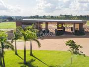 Apartamento, em Condomínio Reserva dos Ipês