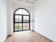 Apartamento em Construção: O Refúgio Familiar de...