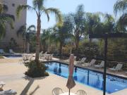 Apartamento em Jardim Marilu, Carapicuíba/SP de 49m² 2...