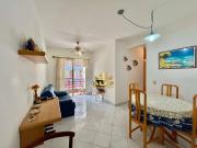 Apartamento em Jardim Três Marias, Guarujá/SP de 70m² 2...