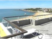 Apartamento em Penthouse T3 junto à praia de Santo...