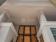 Apartamento em Pioneiros, Balneário Camboriú/SC de 131m²...