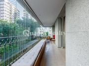 Apartamento em prÃdio cobiÃ§ado do Itaim Bibi