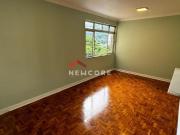 Apartamento em Rua Cyra José Menino Santos/SP