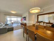 Apartamento em Rua Dona Vitória Yunes Stefano Enseada...